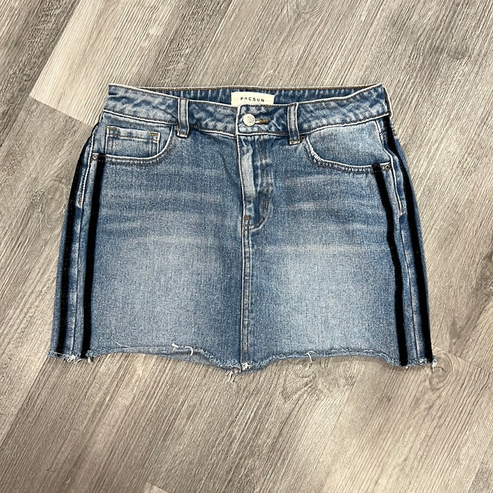 PacSun denim skirt, size 27
